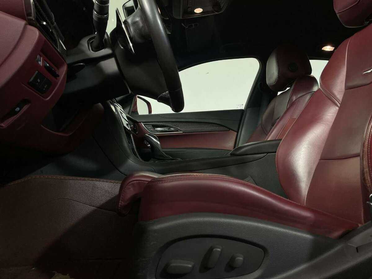 Cadillac ATS с пробегом — 2013 год. Фото: #9