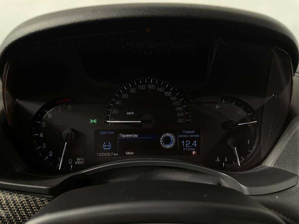 Cadillac ATS с пробегом — 2013 год. Фото: #10