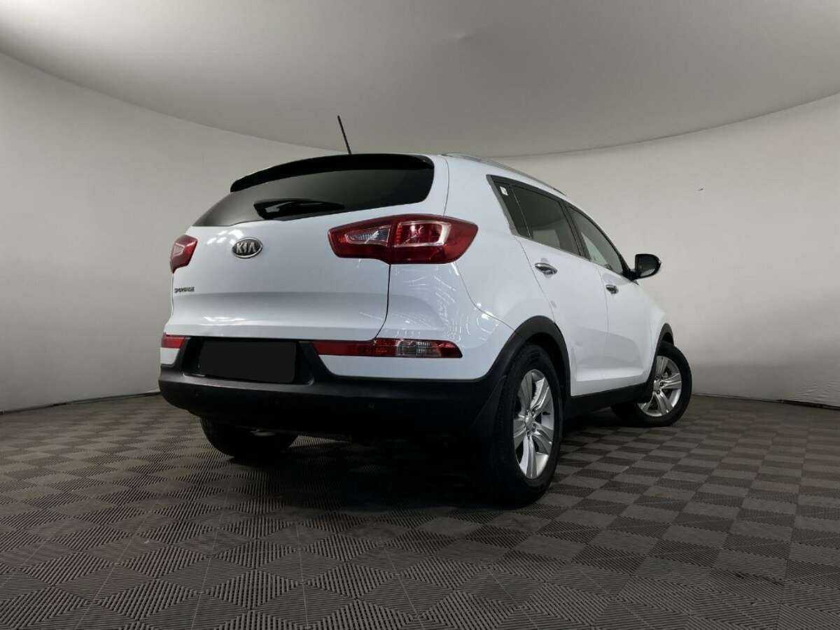Kia Sportage с пробегом — 2011 год. Фото: #5