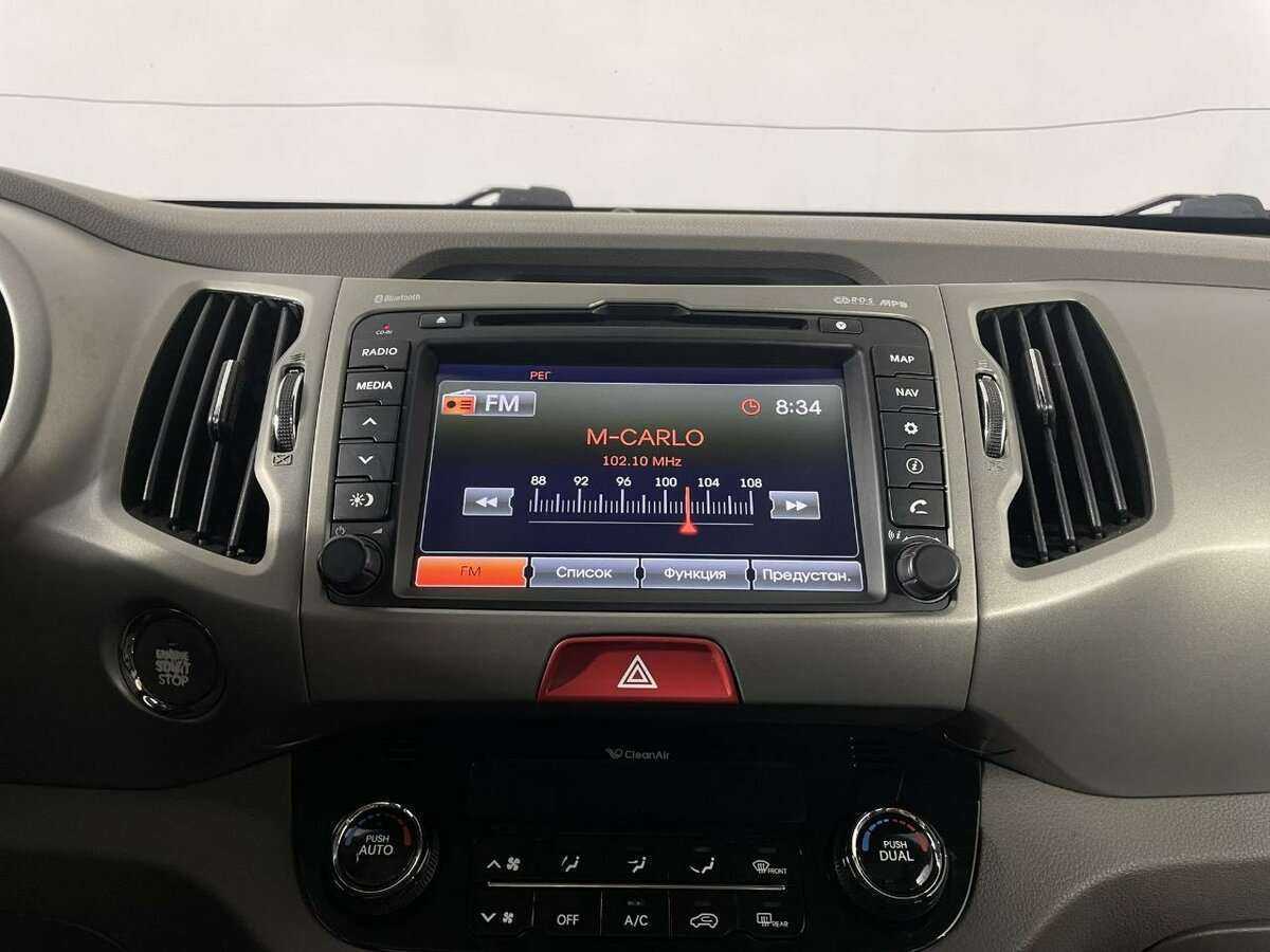 Kia Sportage с пробегом — 2011 год. Фото: #11