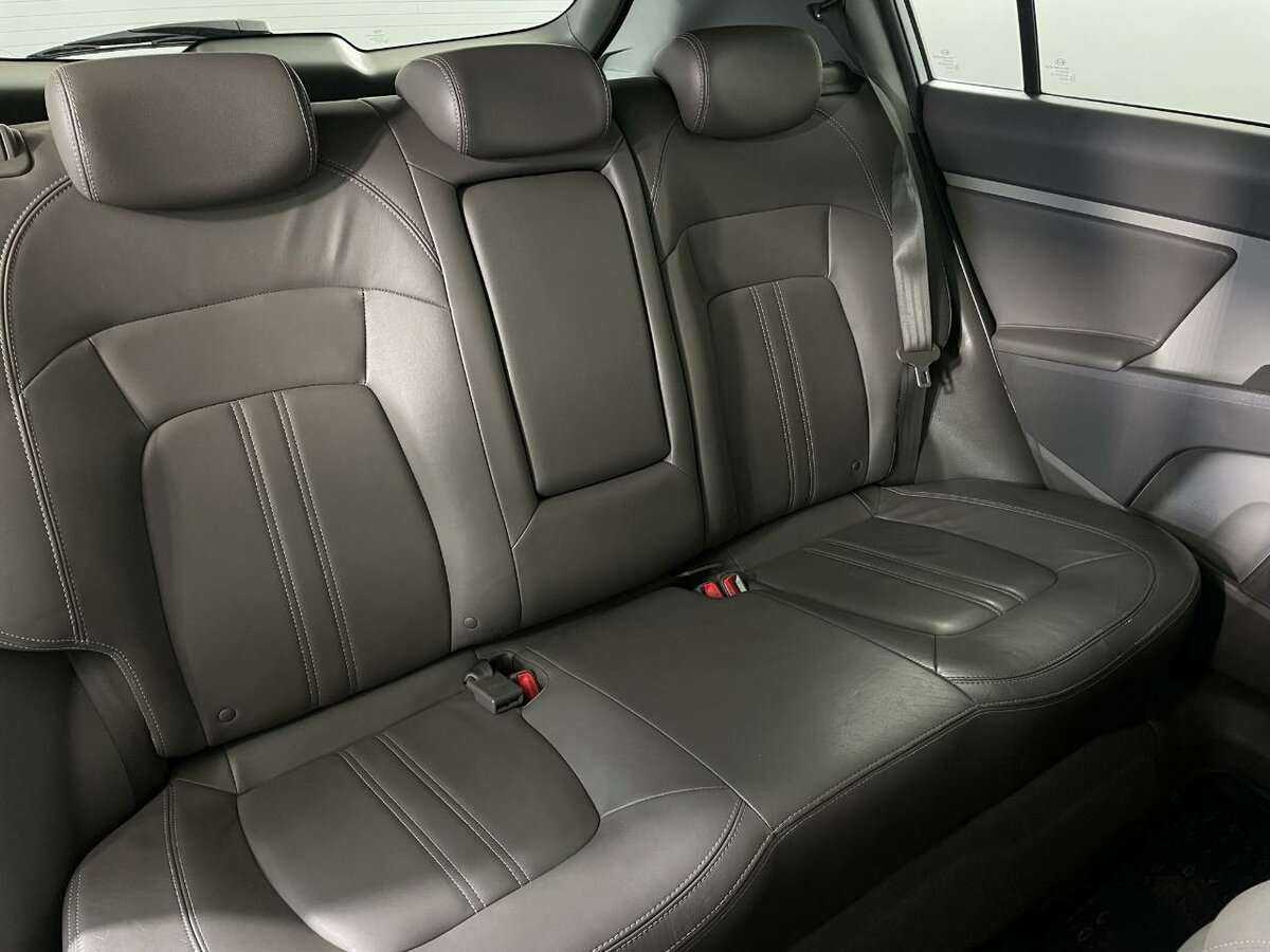 Kia Sportage с пробегом — 2011 год. Фото: #15