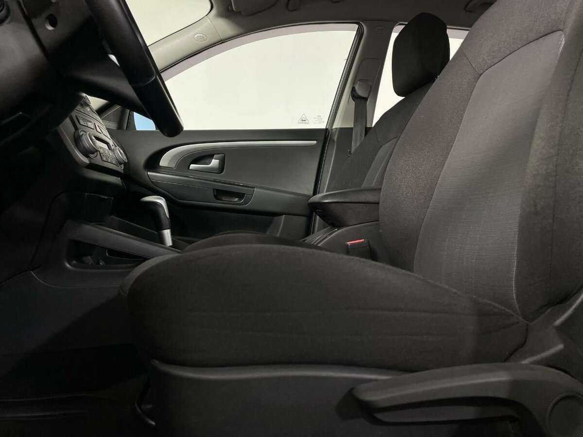 Kia Ceed с пробегом — 2011 год. Фото: #9