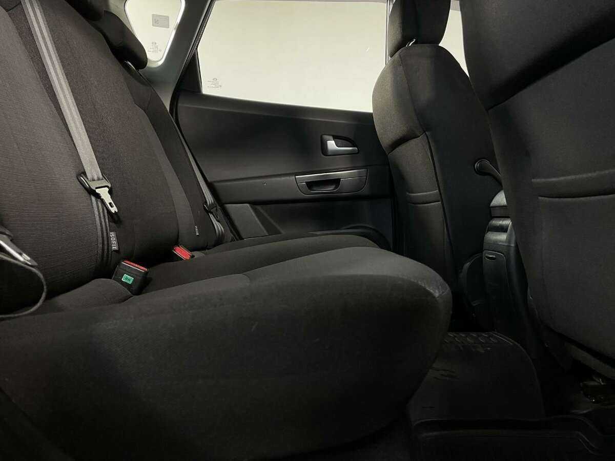 Kia Ceed с пробегом — 2011 год. Фото: #15