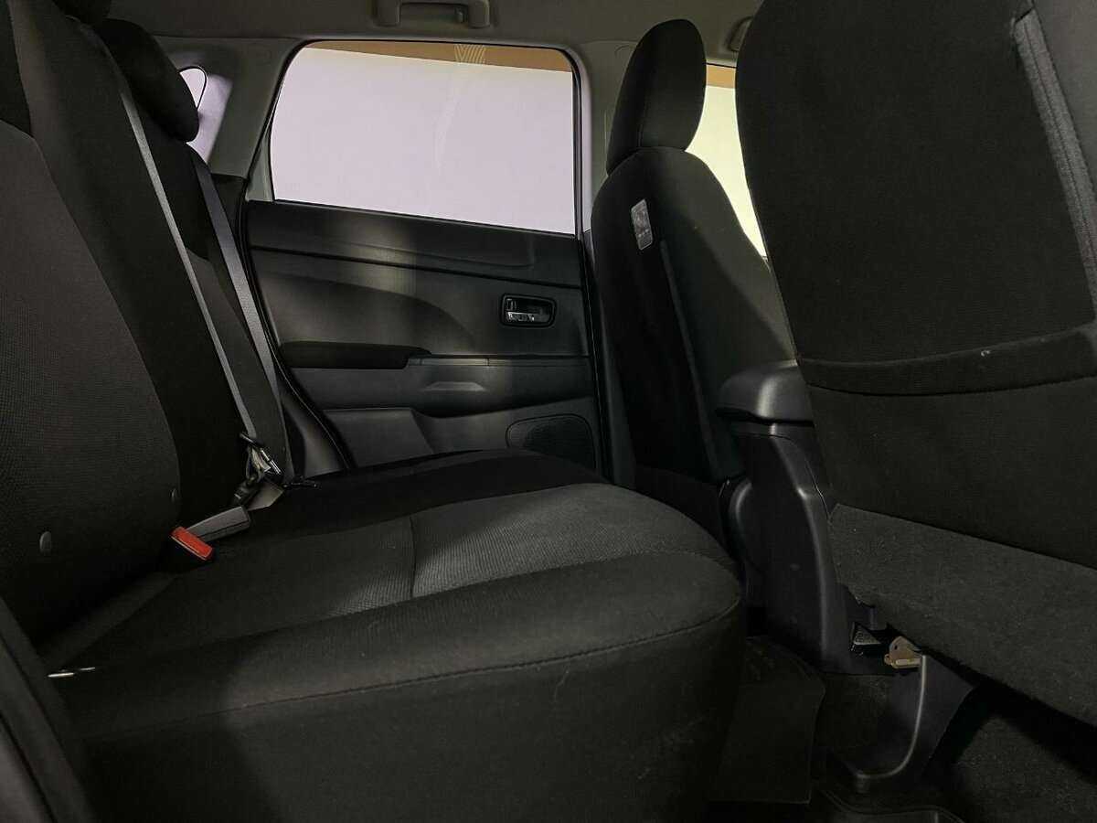 Mitsubishi ASX с пробегом — 2010 год. Фото: #15