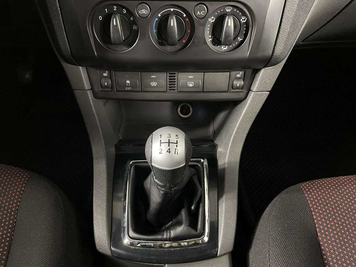 Ford Focus с пробегом — 2007 год. Фото: #12