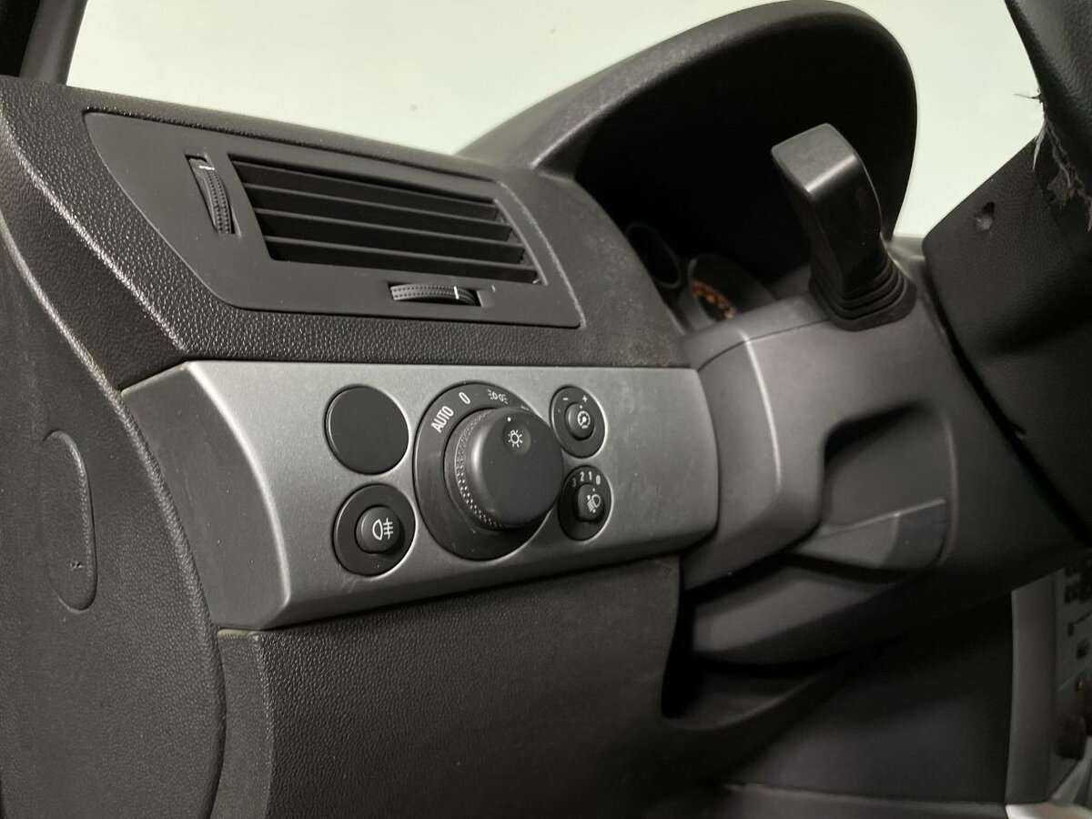 Opel Astra с пробегом — 2010 год. Фото: #7