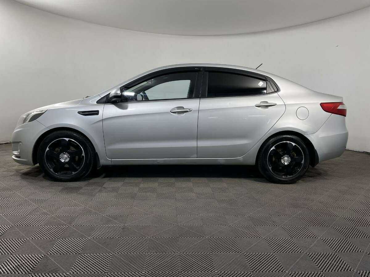 Kia Rio с пробегом — 2012 год. Фото: #4