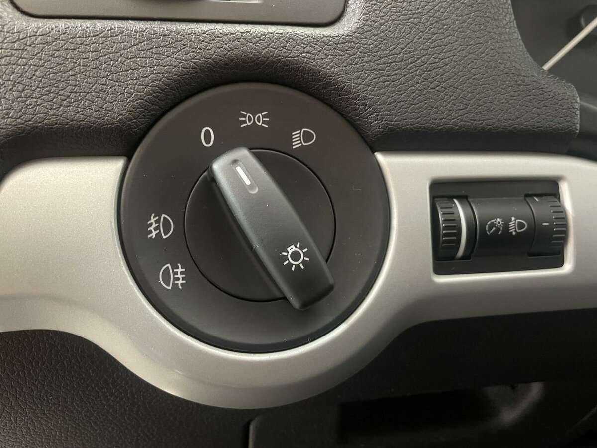 Skoda Octavia с пробегом — 2005 год. Фото: #8