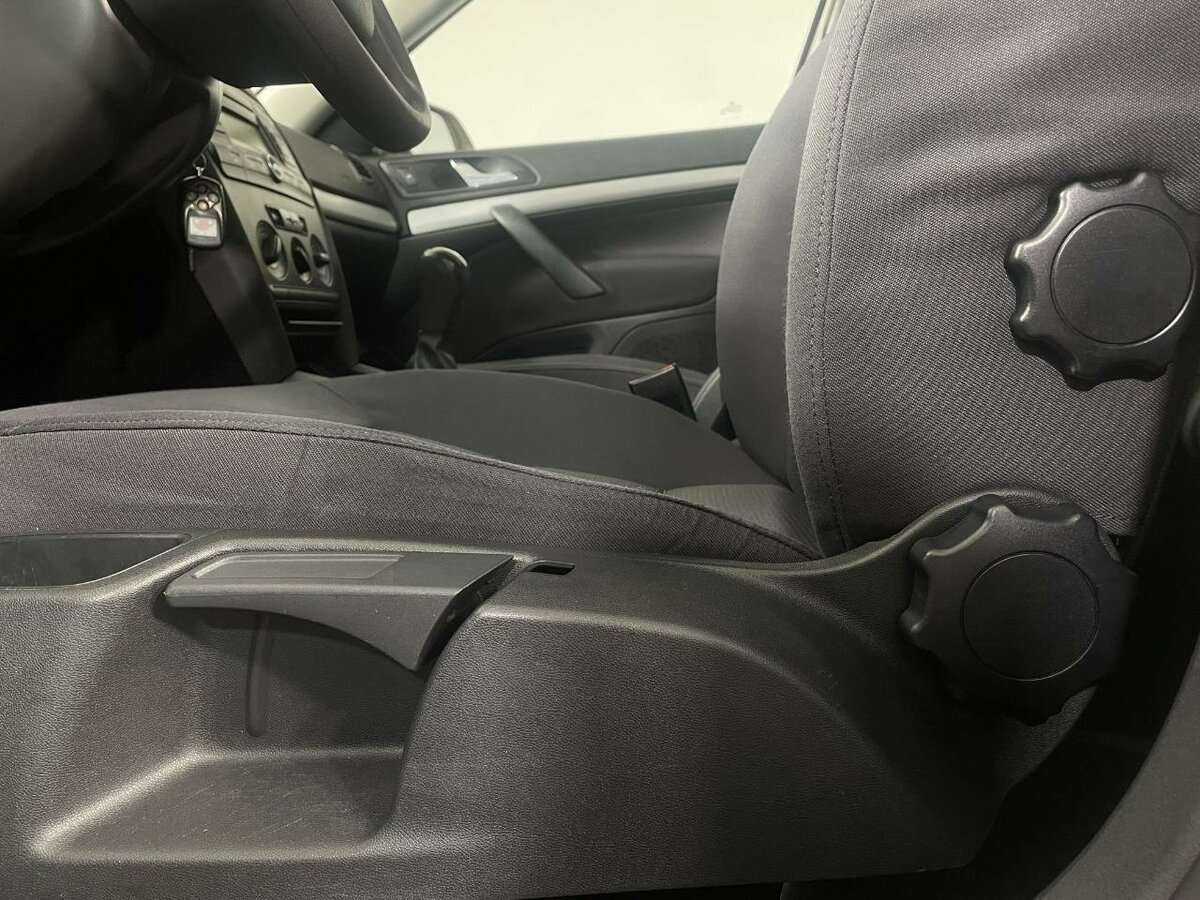 Skoda Octavia с пробегом — 2005 год. Фото: #9