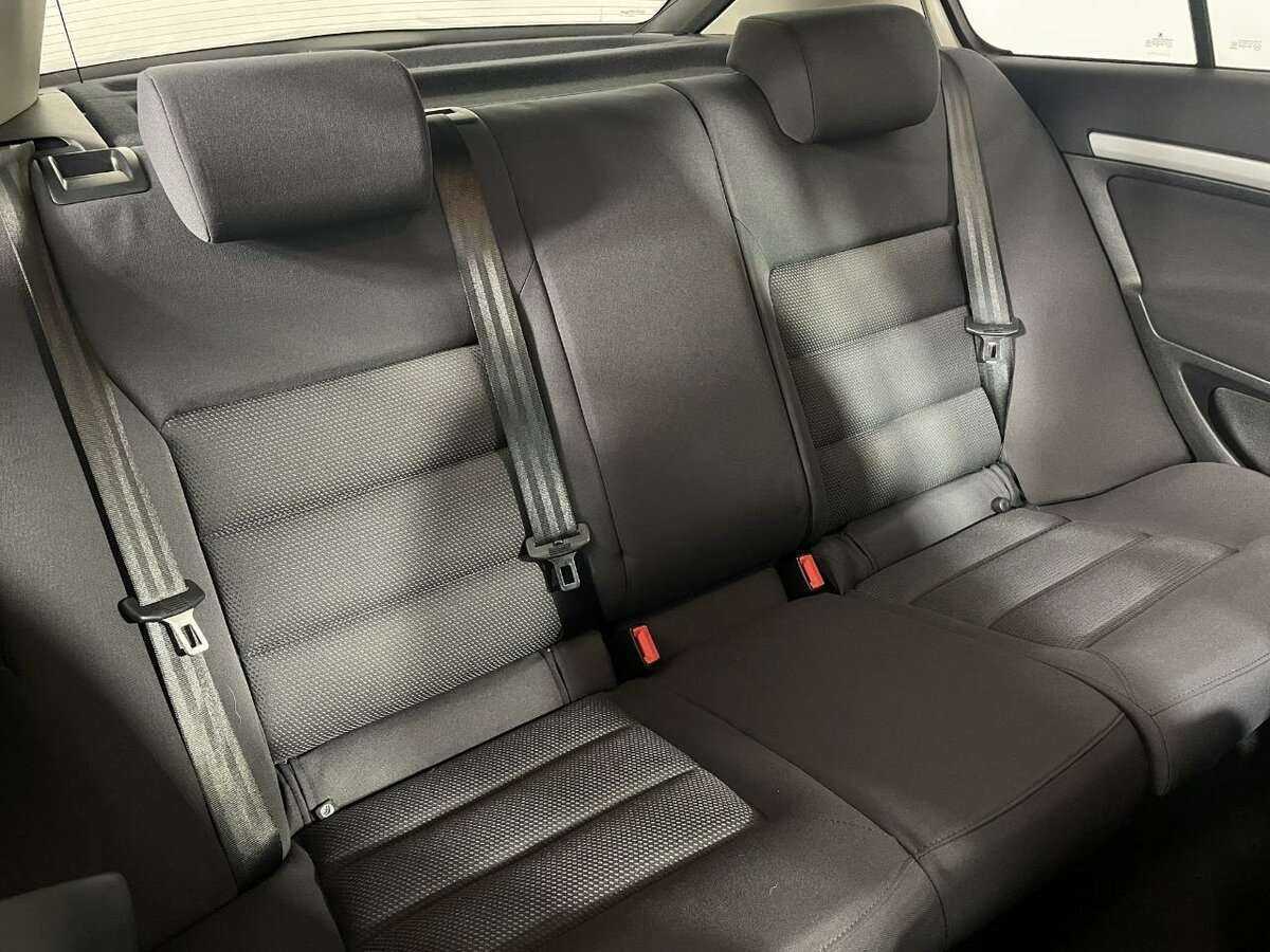 Skoda Octavia с пробегом — 2005 год. Фото: #14