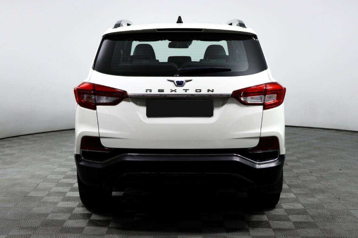 SsangYong Rexton с пробегом — 2018 год. Фото: #5