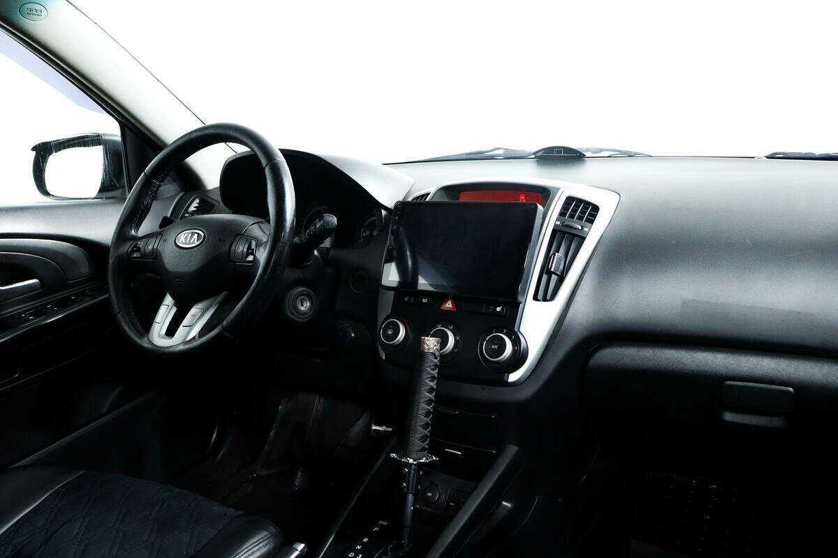 Kia Ceed с пробегом — 2010 год. Фото: #8