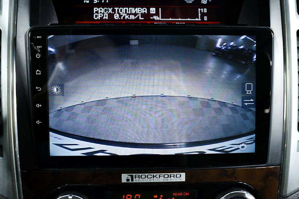 Mitsubishi Pajero с пробегом — 2019 год. Фото: #14