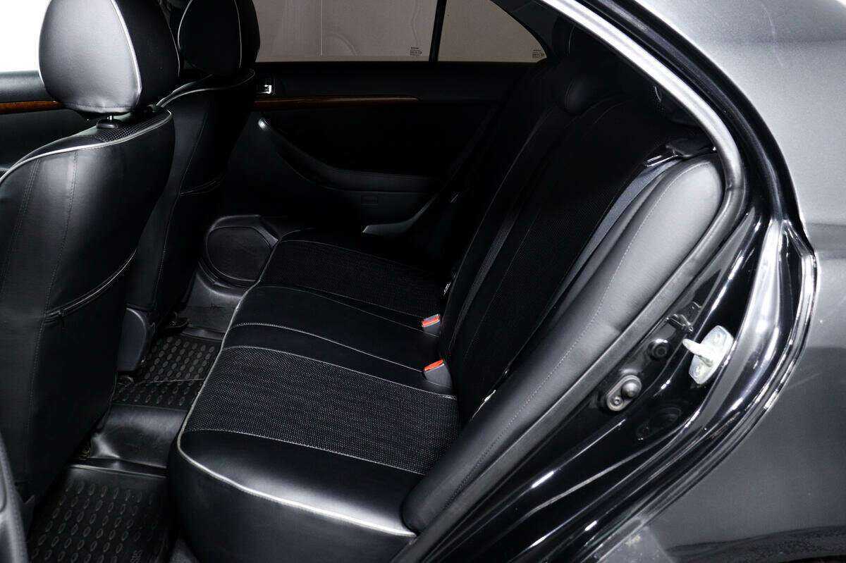 Toyota Avensis с пробегом — 2008 год. Фото: #11