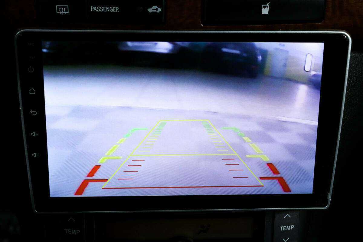 Toyota Avensis с пробегом — 2008 год. Фото: #14