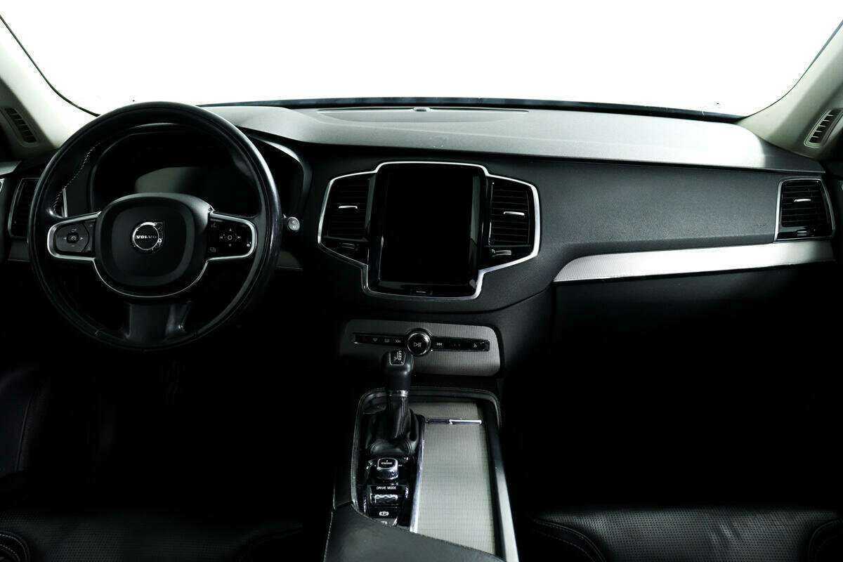 Volvo XC90 с пробегом — 2017 год. Фото: #10