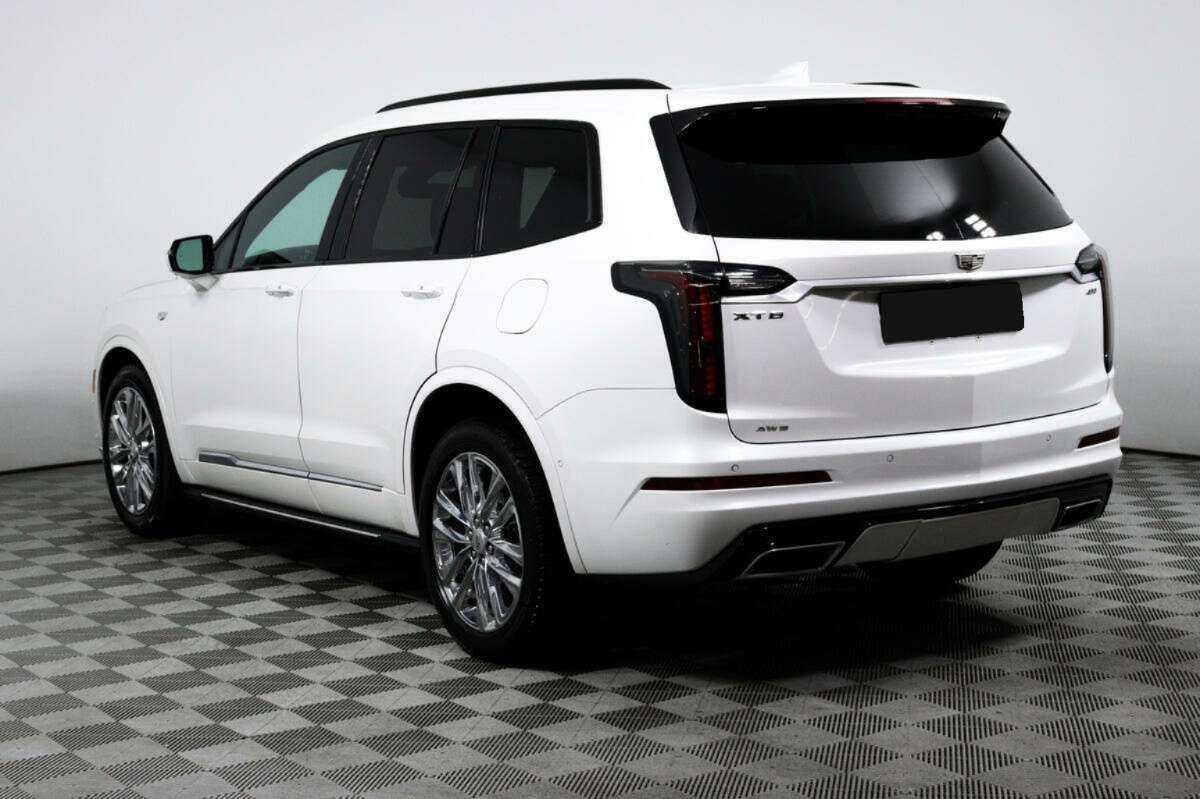 Cadillac XT6 с пробегом — 2021 год. Фото: #6