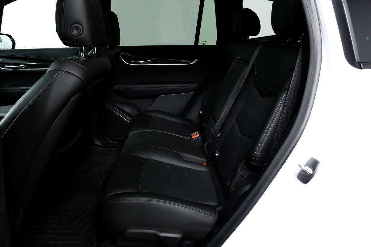 Cadillac XT6 с пробегом — 2021 год. Фото: #11