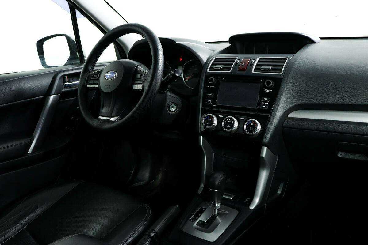 Subaru Forester с пробегом — 2015 год. Фото: #8