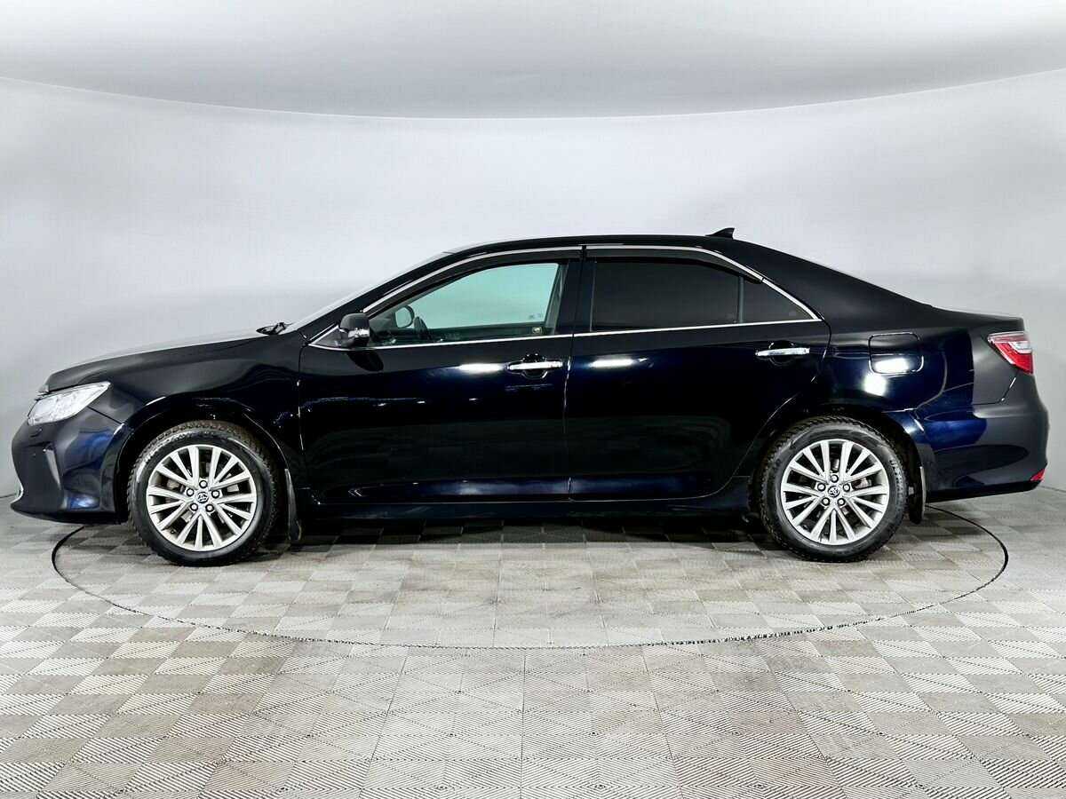 Toyota Camry с пробегом — 2016 год. Фото: #5