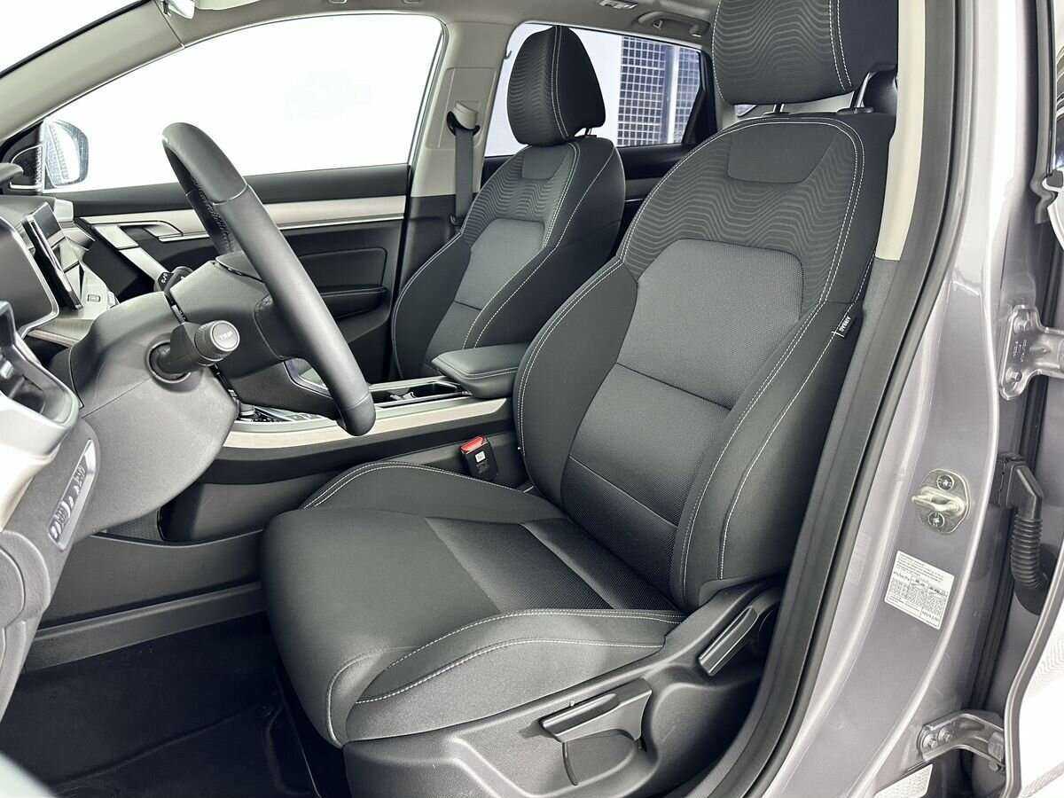 Geely Coolray с пробегом — 2023 год. Фото: #7