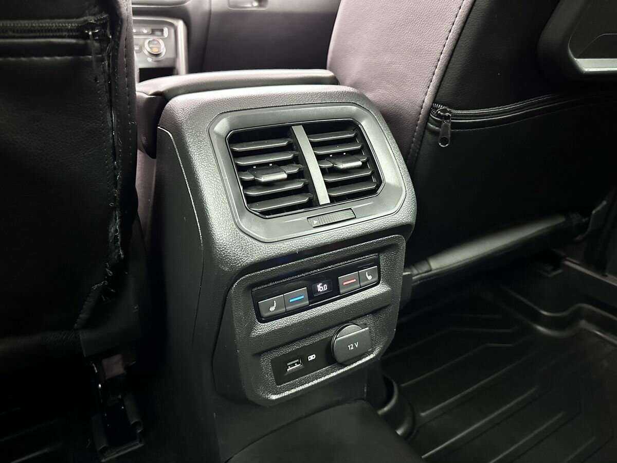 Volkswagen Tiguan с пробегом — 2018 год. Фото: #16