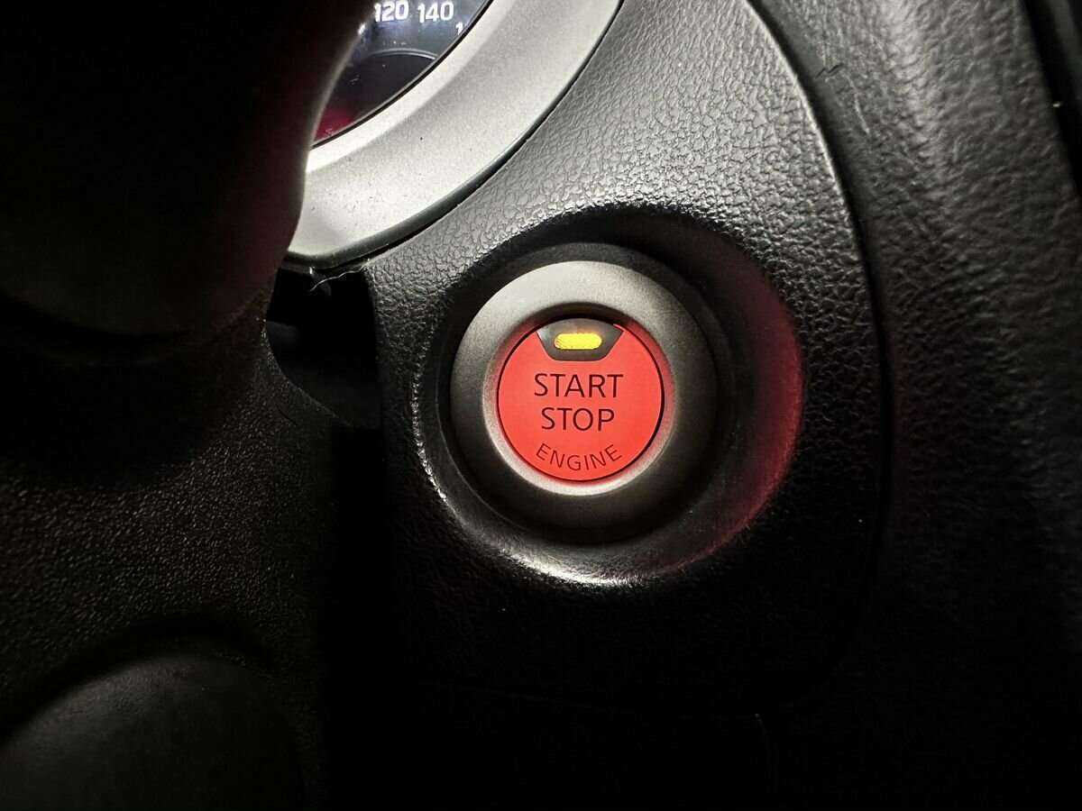 Nissan Juke с пробегом — 2012 год. Фото: #13