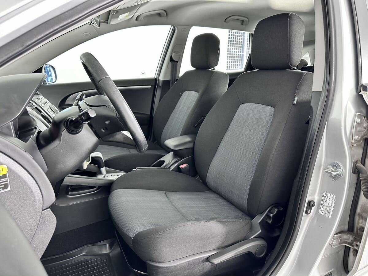 Kia Ceed с пробегом — 2010 год. Фото: #7