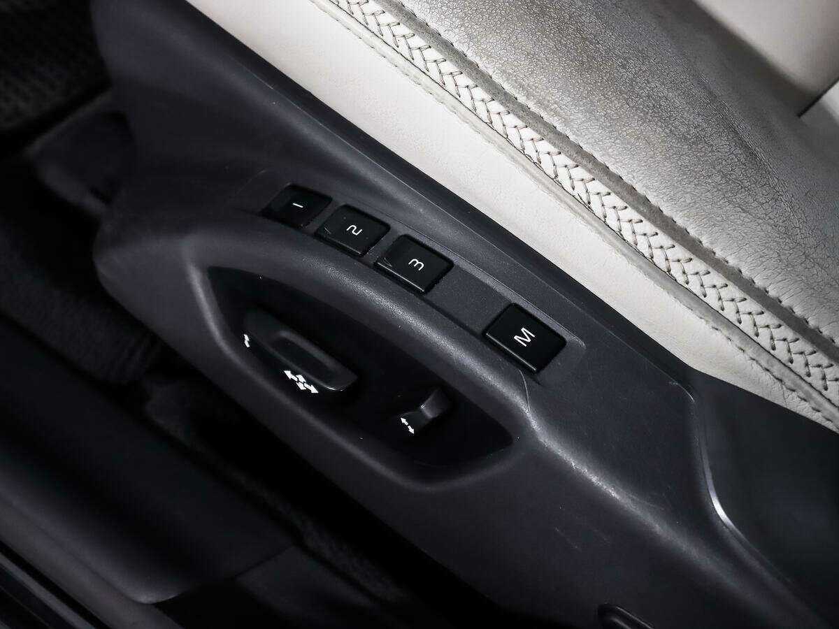 Volvo XC70 с пробегом — 2014 год. Фото: #9