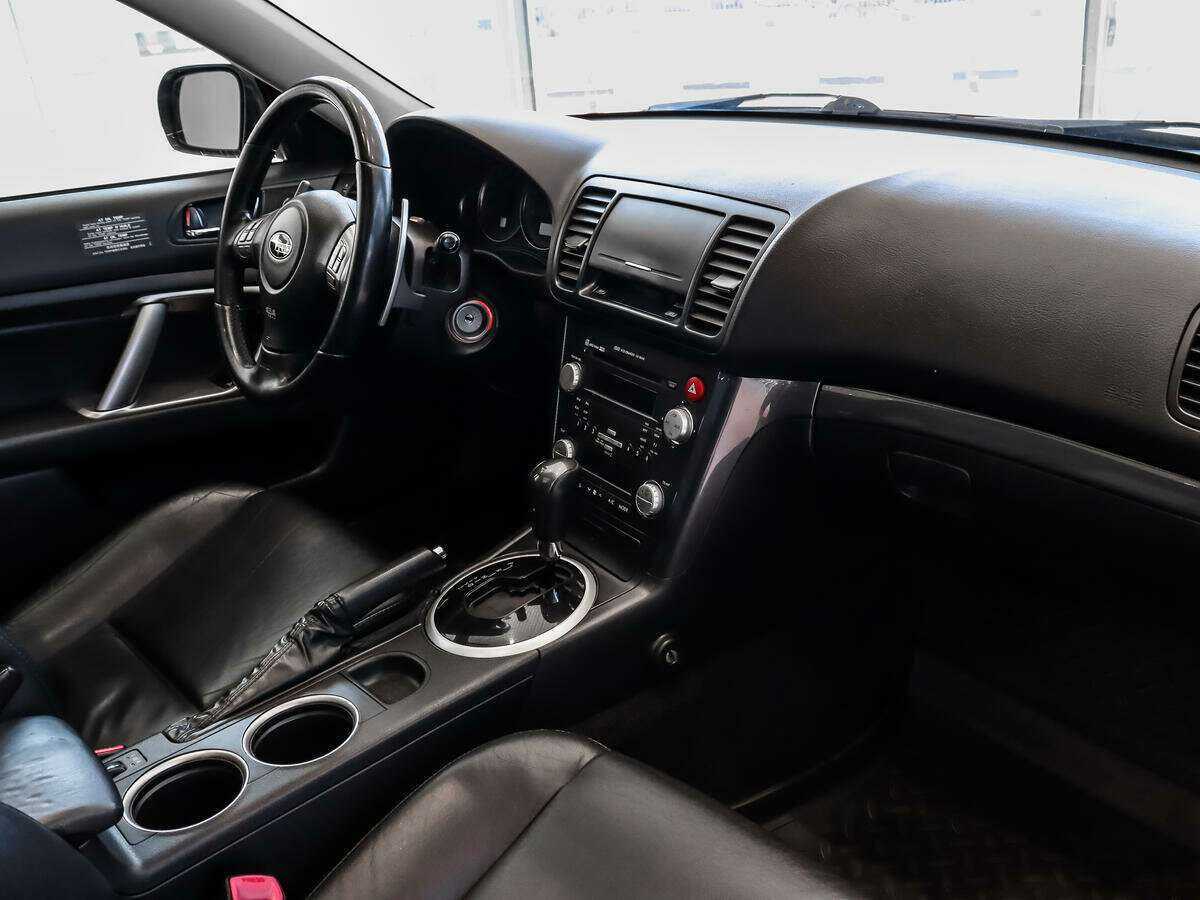 Subaru Outback с пробегом — 2008 год. Фото: #10