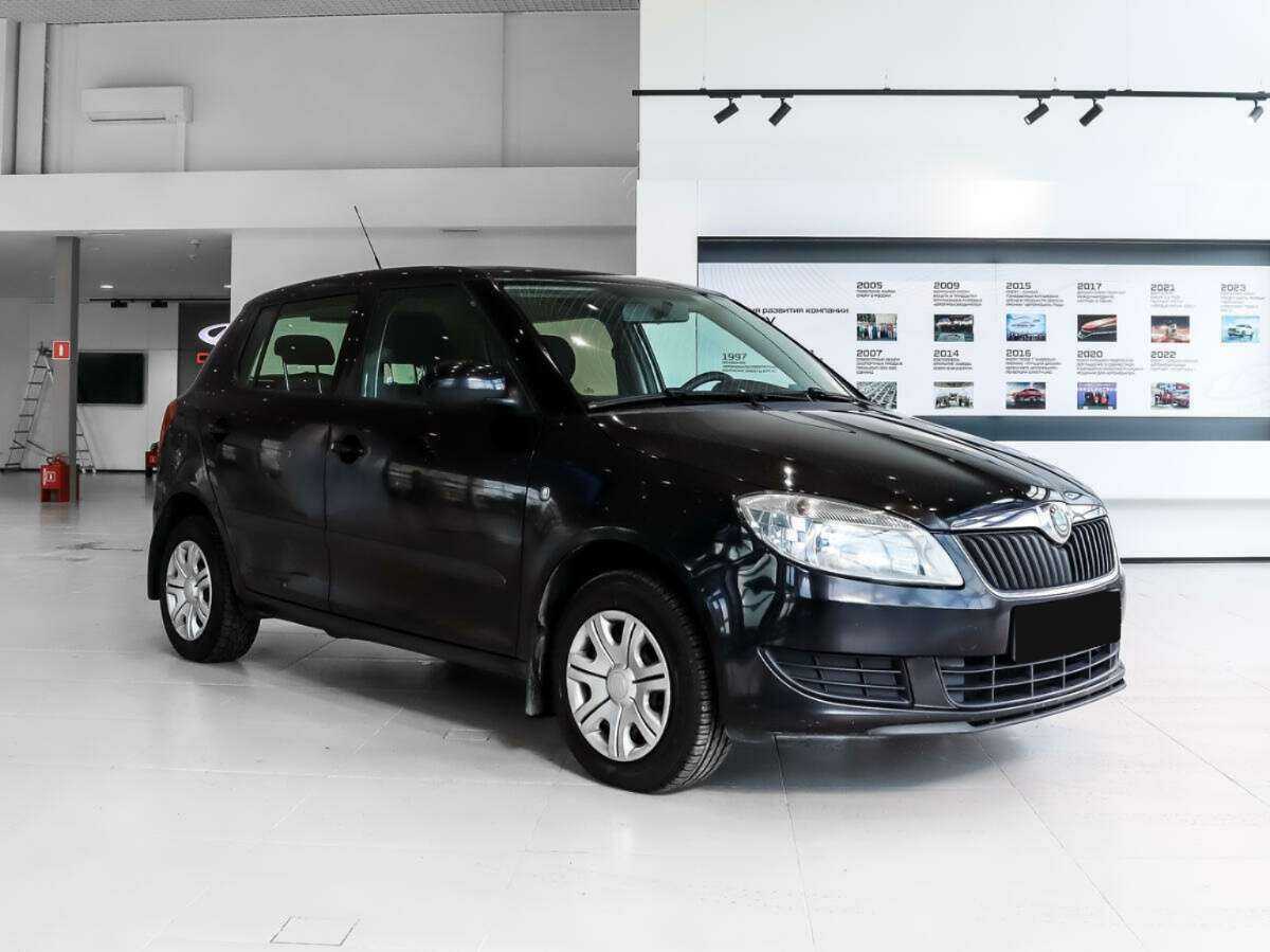 Skoda Fabia с пробегом — 2010 год. Фото: #2