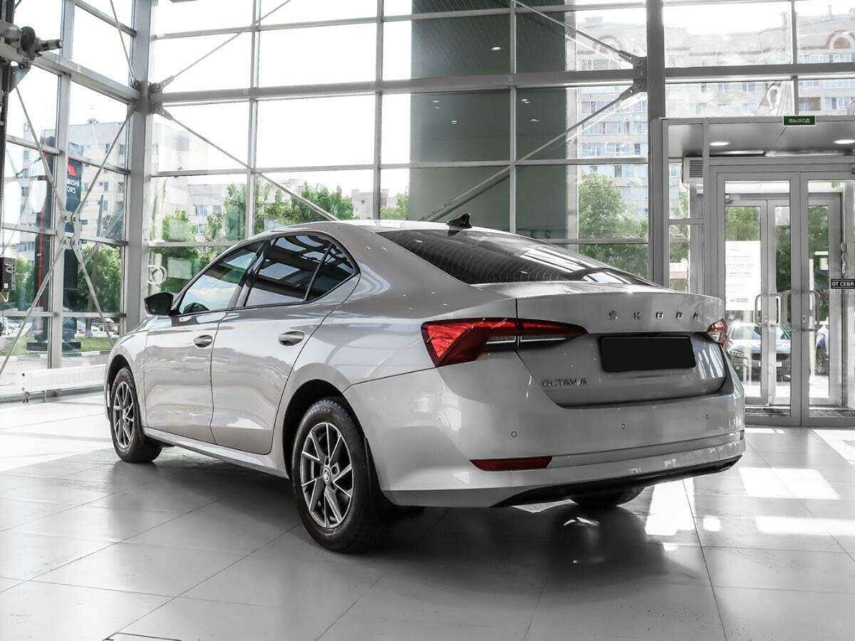 Skoda Octavia с пробегом — 2021 год. Фото: #5