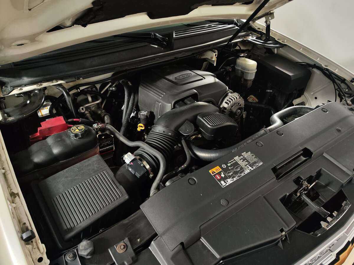 Chevrolet Tahoe с пробегом — 2012 год. Фото: #7