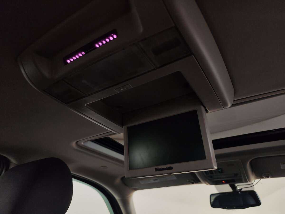 Chevrolet Tahoe с пробегом — 2012 год. Фото: #15