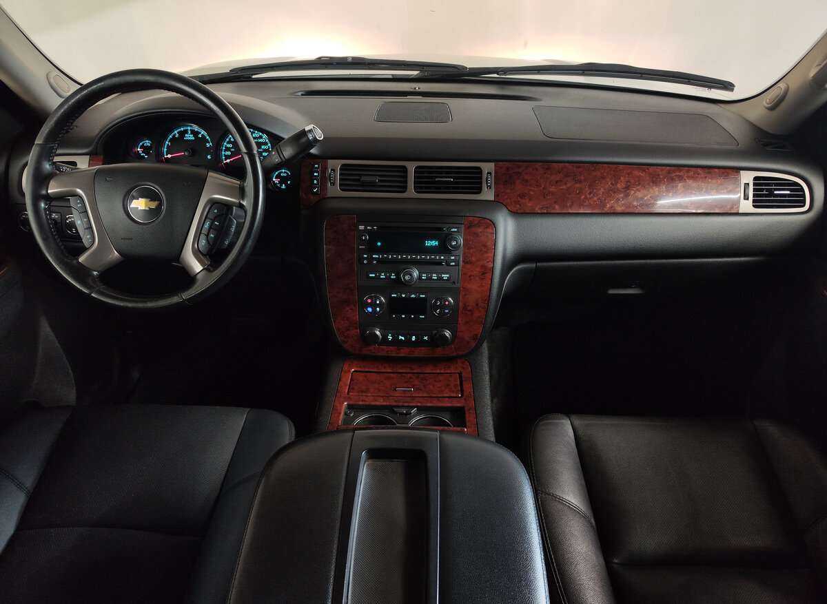 Chevrolet Tahoe с пробегом — 2012 год. Фото: #21