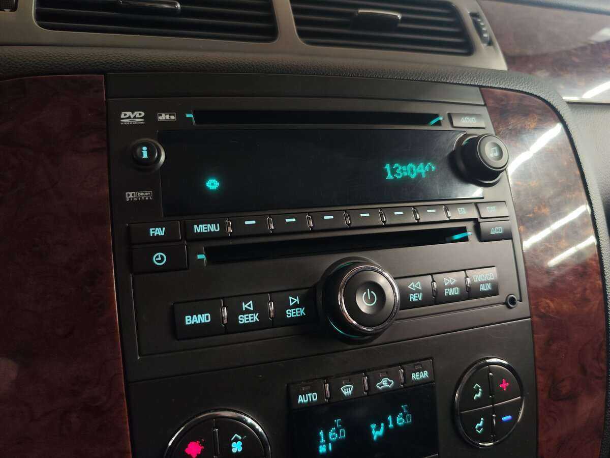 Chevrolet Tahoe с пробегом — 2012 год. Фото: #25