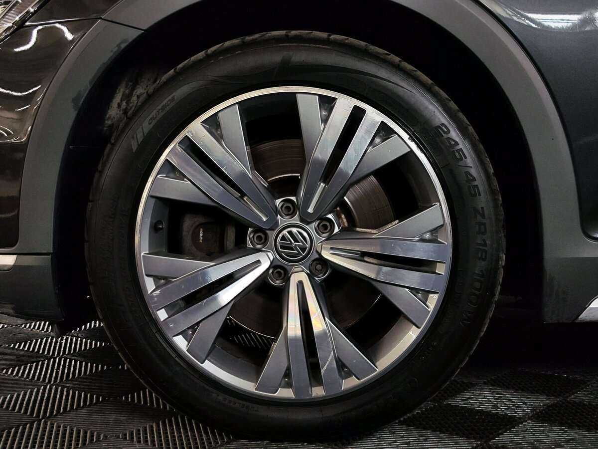 Volkswagen Passat с пробегом — 2019 год. Фото: #26