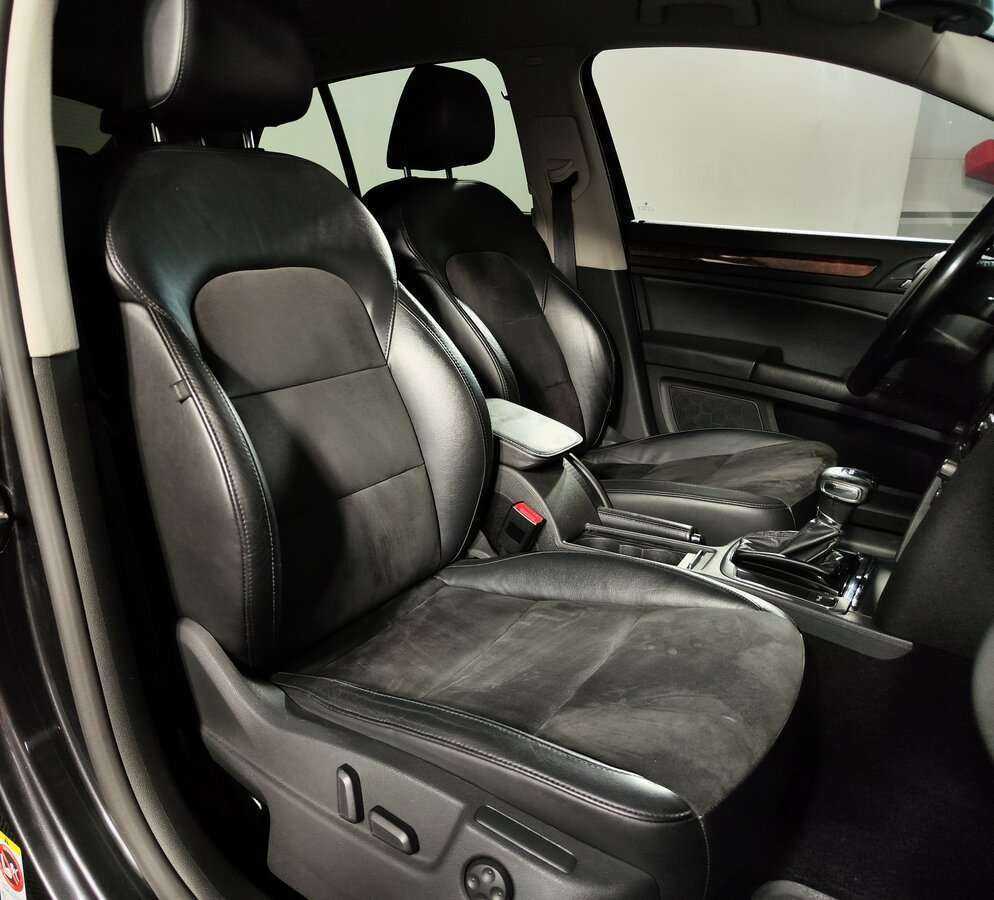 Skoda Superb с пробегом — 2010 год. Фото: #10