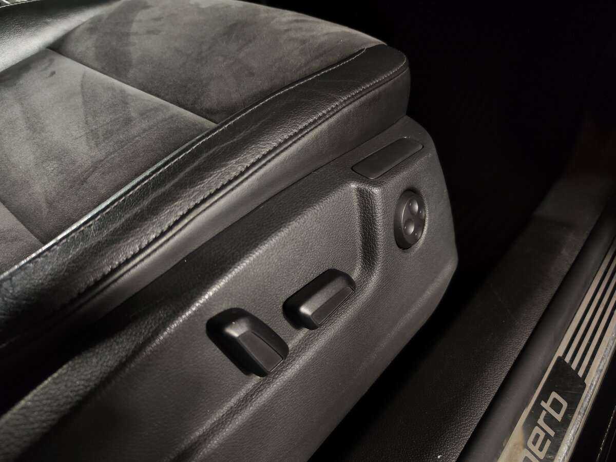 Skoda Superb с пробегом — 2010 год. Фото: #11