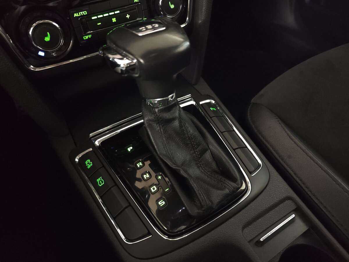 Skoda Superb с пробегом — 2010 год. Фото: #14