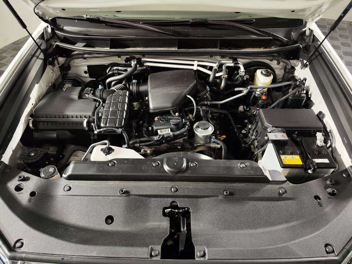 Toyota Land Cruiser Prado с пробегом — 2021 год. Фото: #5