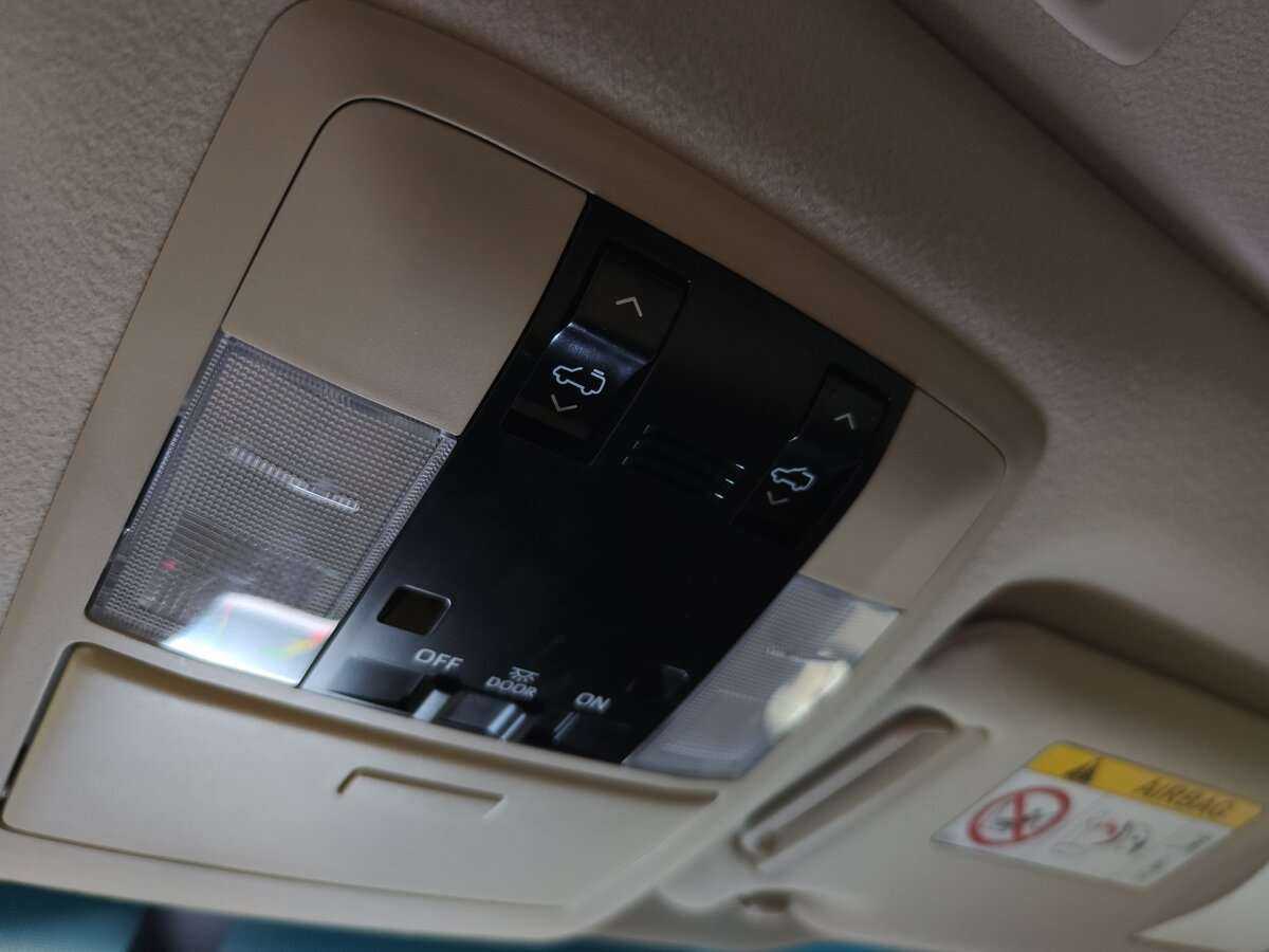 Toyota Land Cruiser Prado с пробегом — 2021 год. Фото: #8