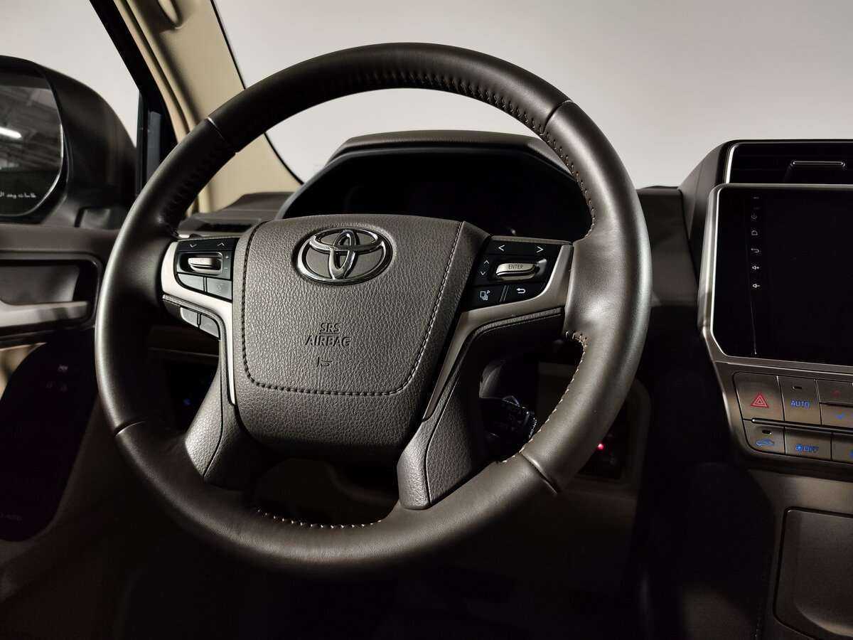 Toyota Land Cruiser Prado с пробегом — 2021 год. Фото: #18