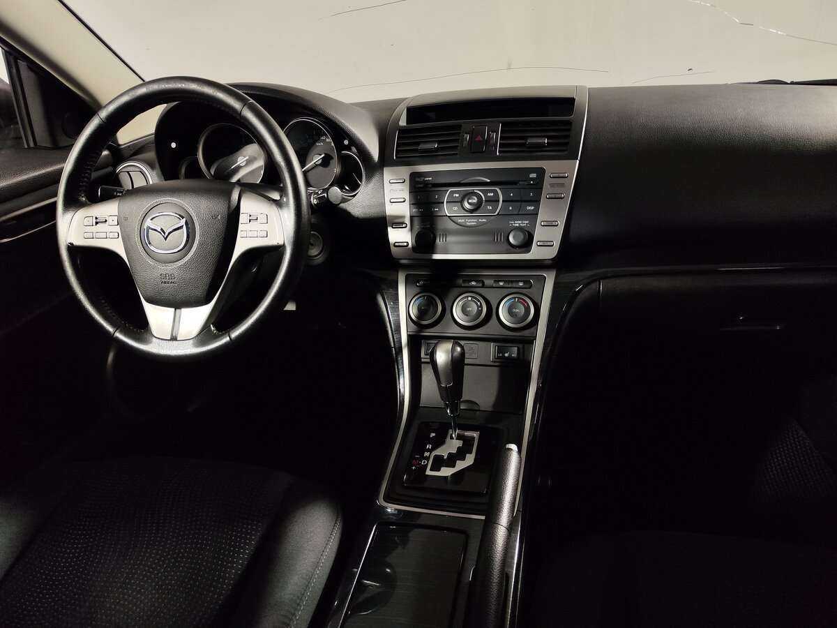 Mazda 6 с пробегом — 2008 год. Фото: #18