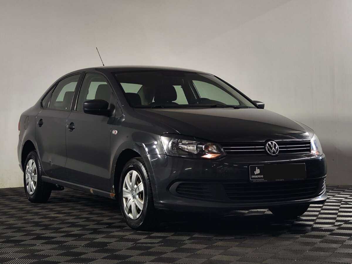 Volkswagen Polo с пробегом — 2011 год. Фото: #2
