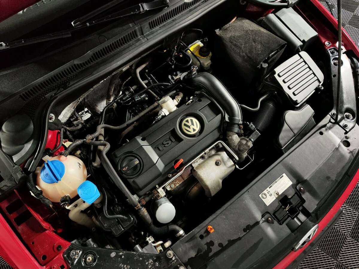 Volkswagen Jetta с пробегом — 2011 год. Фото: #5