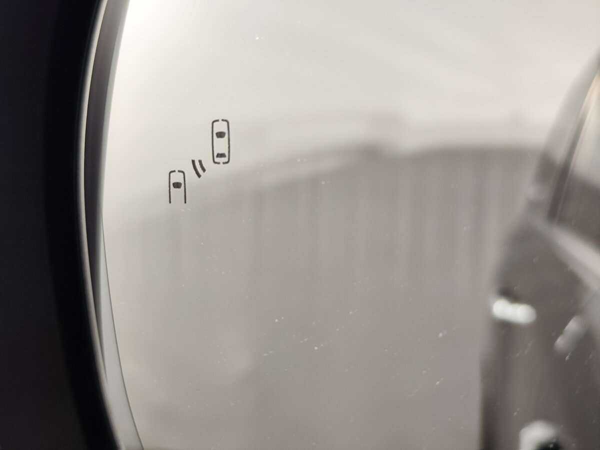 Toyota Land Cruiser с пробегом — 2016 год. Фото: #32