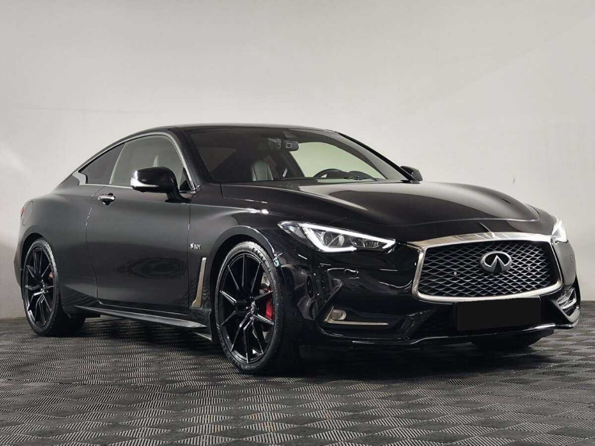 Infiniti Q60 с пробегом — 2017 год. Фото: #1