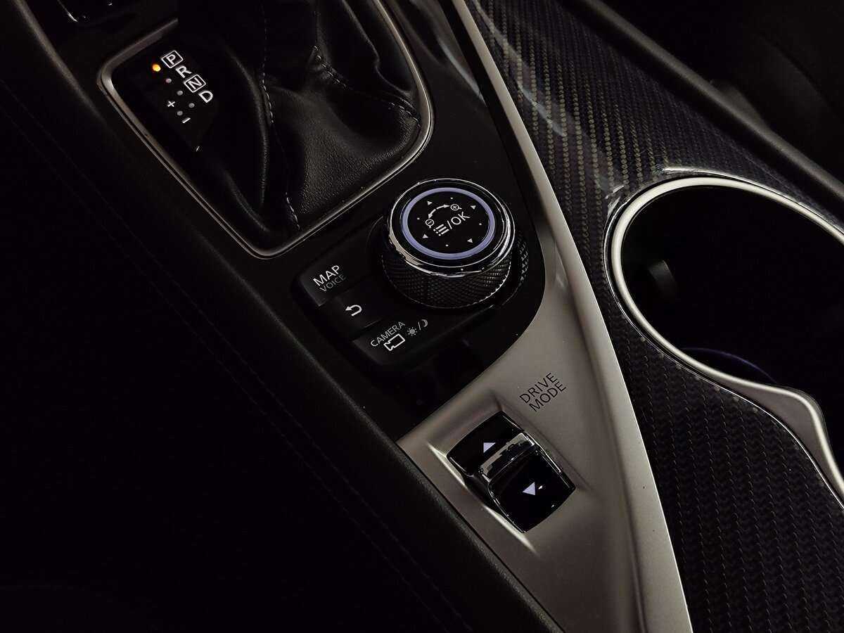 Infiniti Q60 с пробегом — 2017 год. Фото: #21