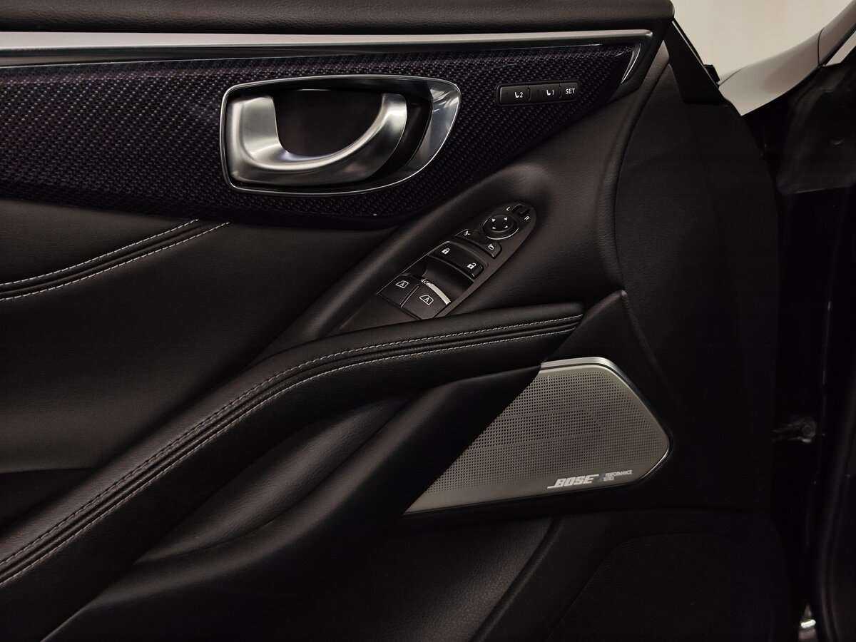 Infiniti Q60 с пробегом — 2017 год. Фото: #25